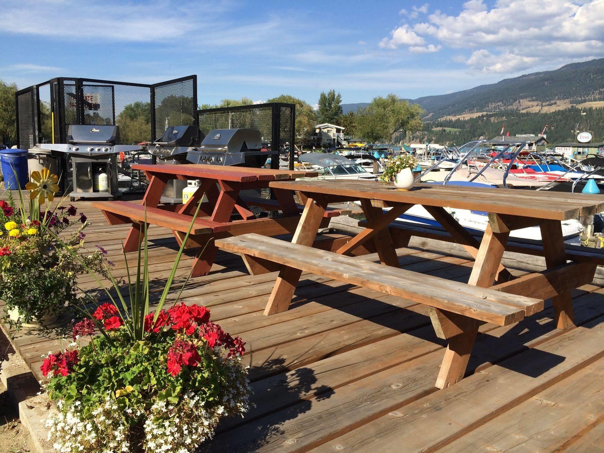 Turtle Bay Marina Resort Winfield Exterior photo